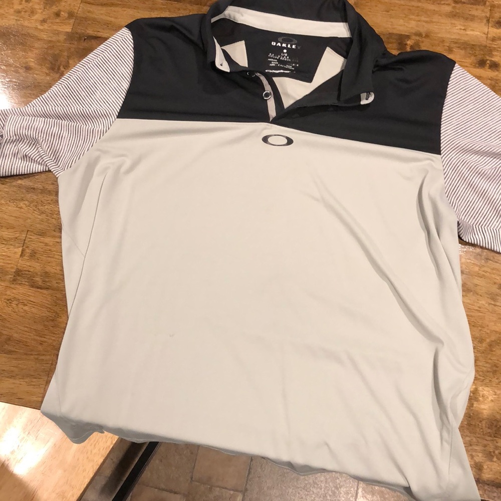 Oakley golf polo